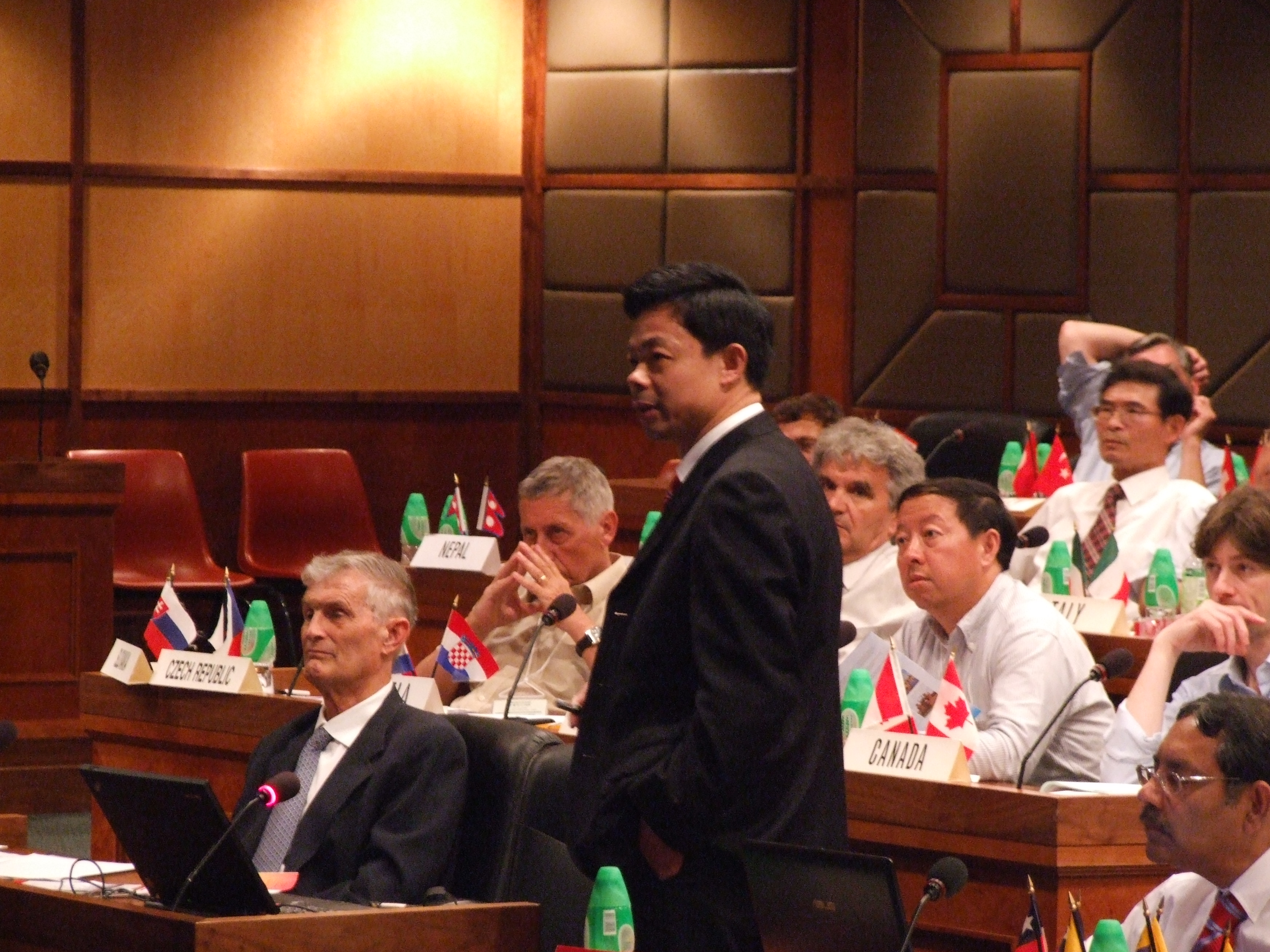 Prof. Xia-ting Feng elected as ISRM President for 2011-2015